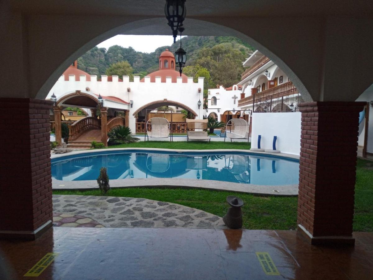 Hotel Leyenda Del Tepozteco 테포츨란 외부 사진