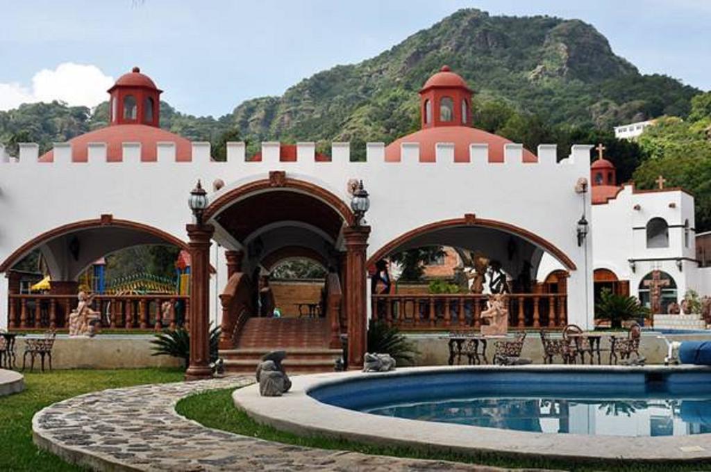 Hotel Leyenda Del Tepozteco 테포츨란 외부 사진
